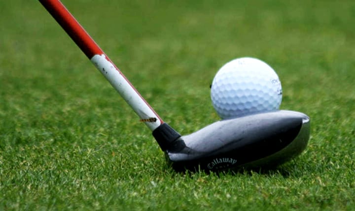 Freizeittipp  Golf spielen im Bayerischen Wald