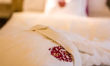 Gemütlicher Bademantel in der Nahaufnahme