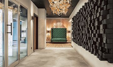 Durchgang im Wellnessbereich