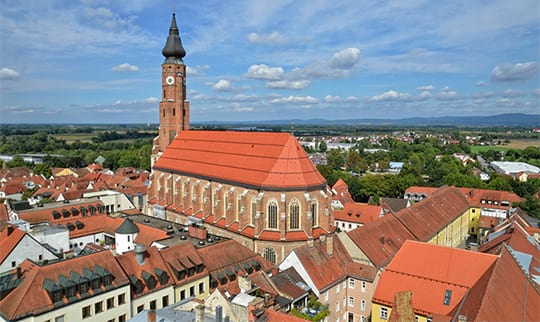 Kirche im Stadtzentrum von Straubing